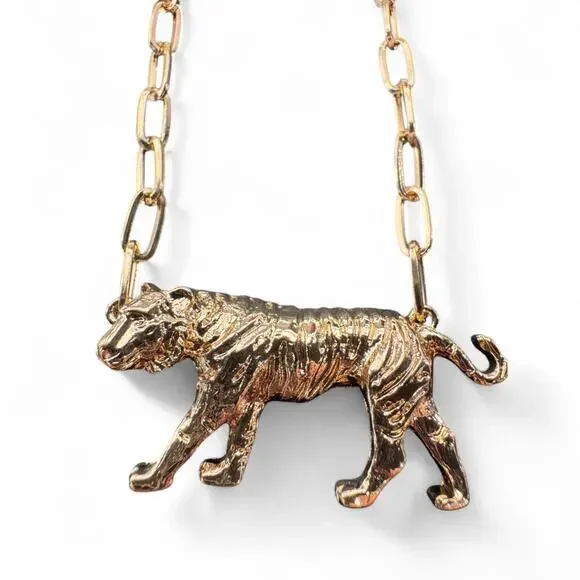 Tiger Paper Clip Chain - Picture 4 of 6